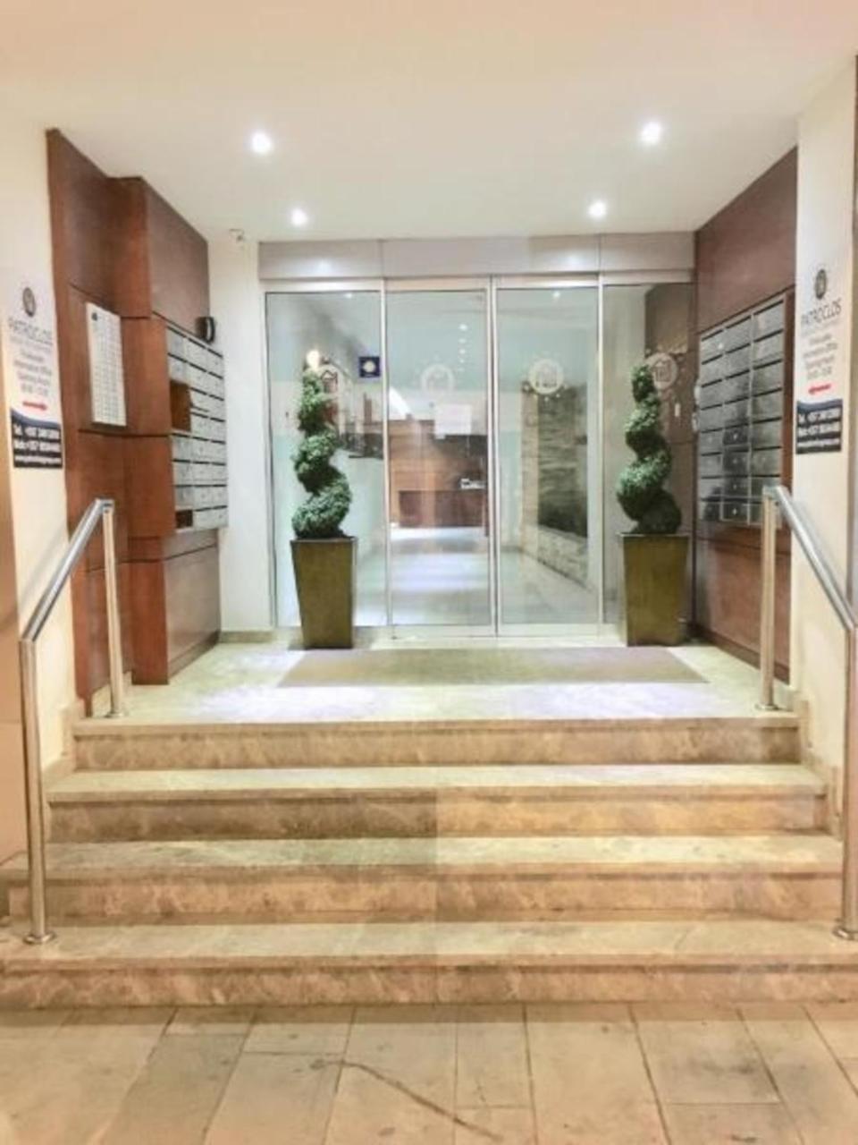 לרנקה Ithaki Phinikoudes Apartment No. 102 מראה חיצוני תמונה